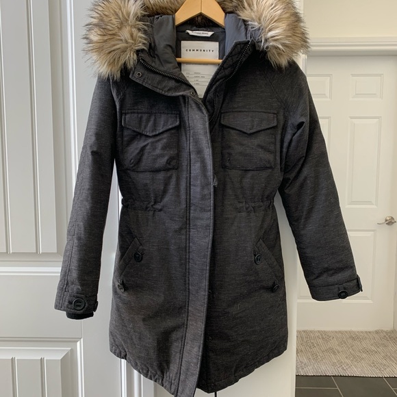 Aritzia Jackets & Blazers - Like New Aritzia parka (duck down)